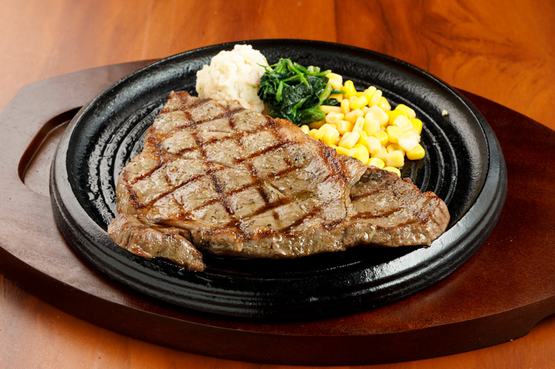 和牛あか牛網焼きステーキ<span>Aka-Ushi Shoulder Roast Steak</span>